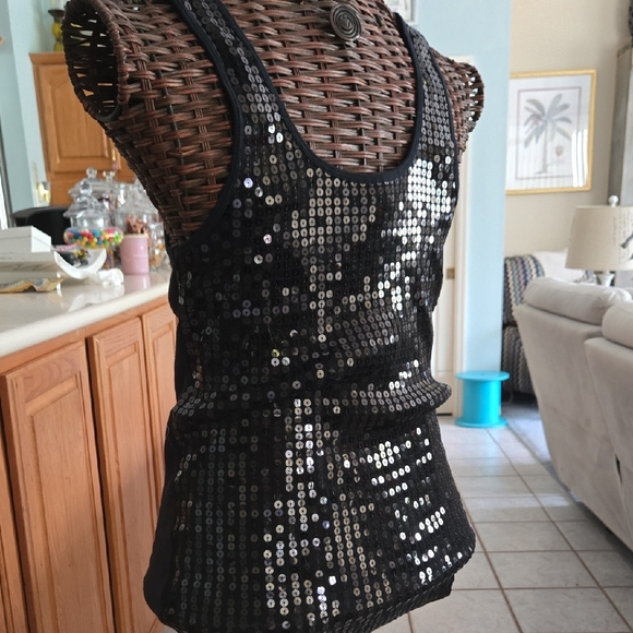 No Boundaries Black Sequin Tank Top - Picture 7 of 12